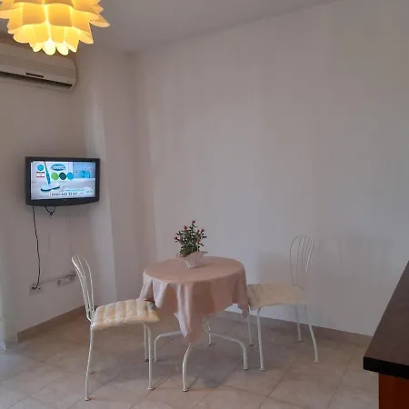 Apartments Maria Porec Exterior photo