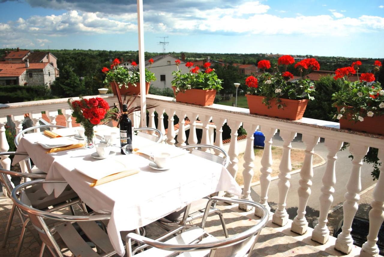 Maria Apartment *